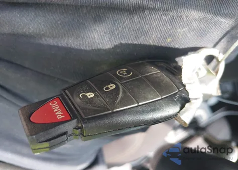 2015 Jeep Cherokee Latitude из США, поврежденный, VIN 1C4PJMCS7FW523070